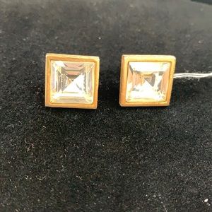 Bobley square clip earrings